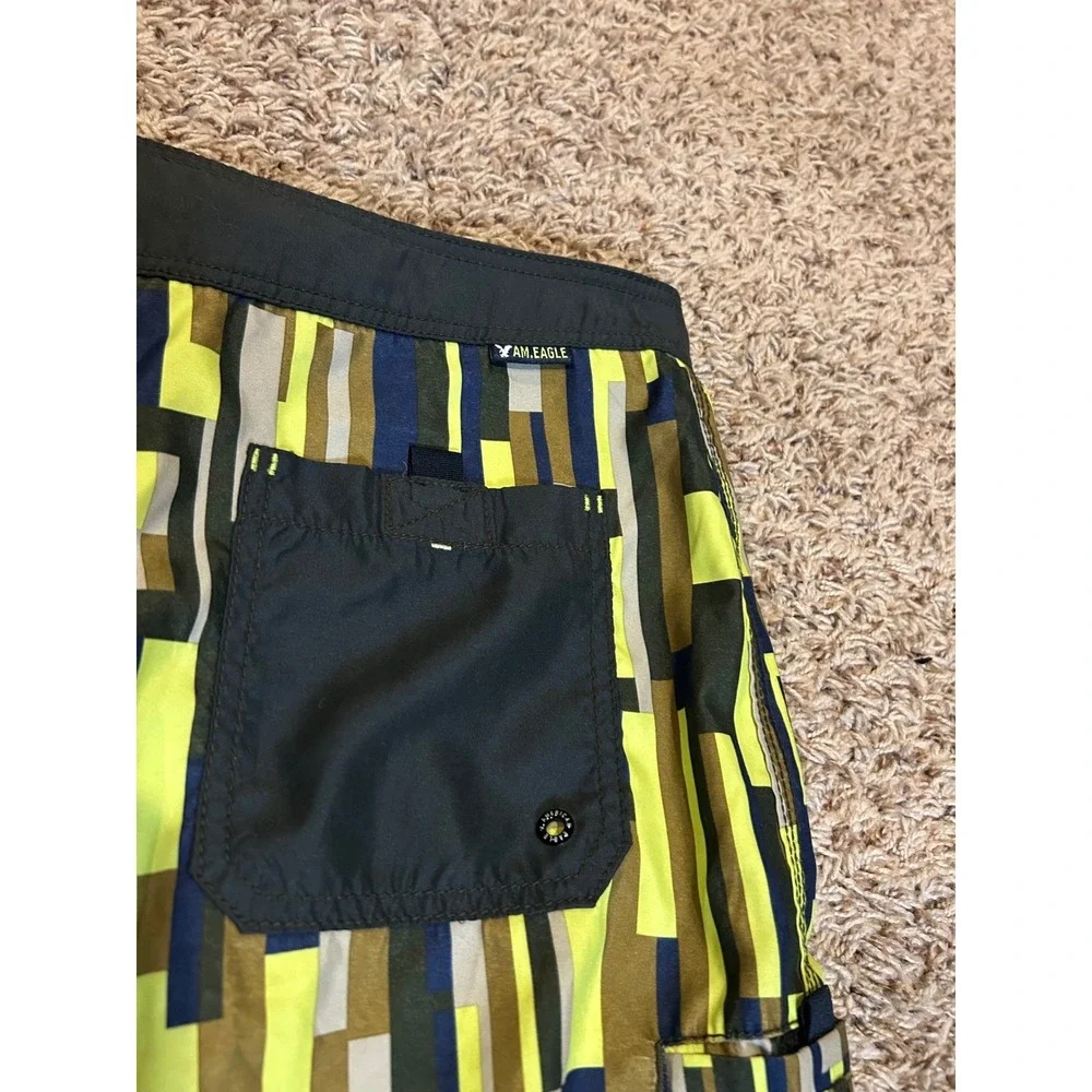 American Eagle Mens 30 Board Shorts Geometric Lime Green‎ Navy Lace Up Quick Dry